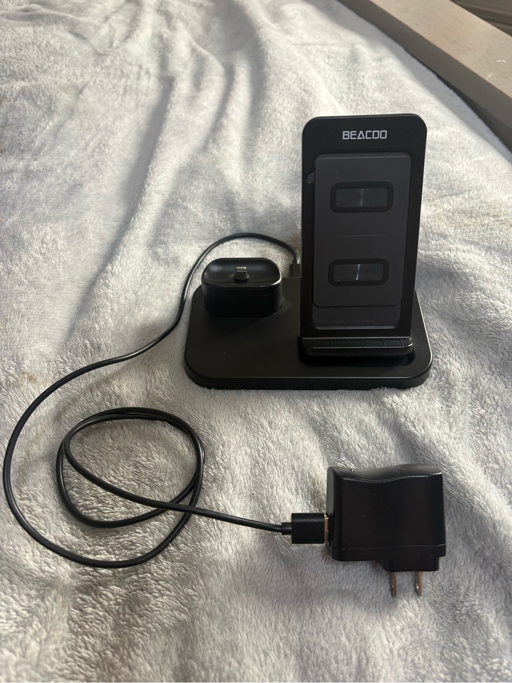 Black 2-in-1 Wireless Charging Stand